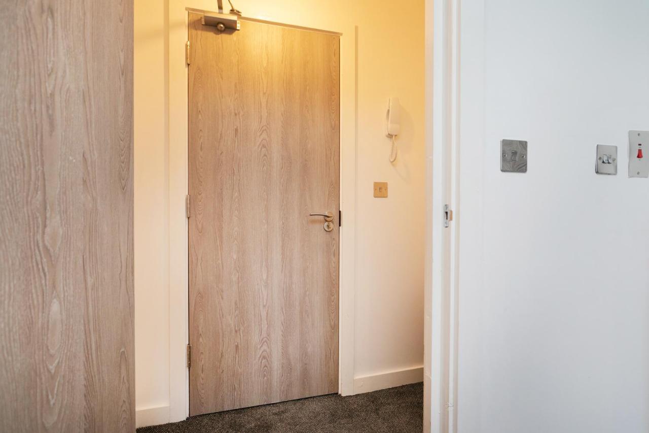 Hoemli Smart City Centre Apartment Leicester Ngoại thất bức ảnh