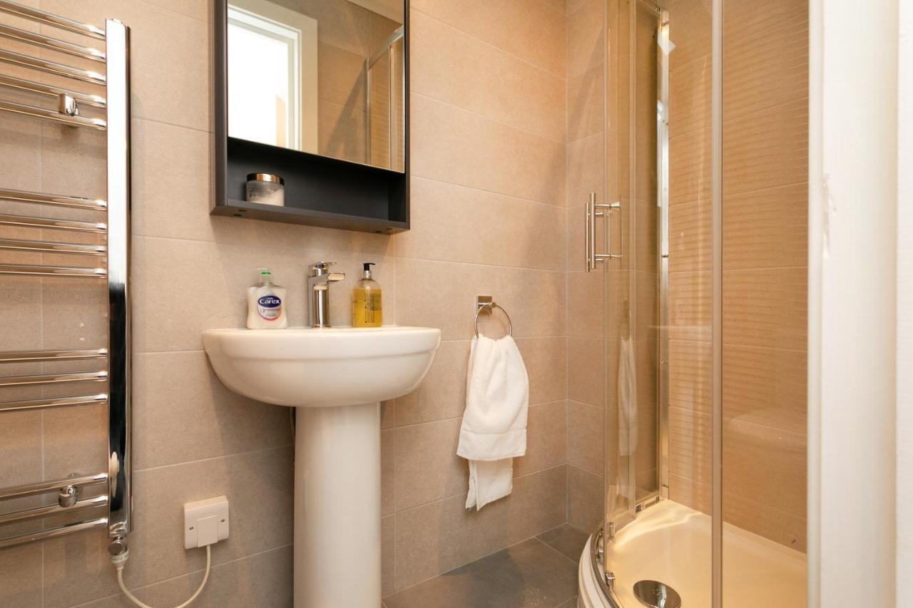 Hoemli Smart City Centre Apartment Leicester Ngoại thất bức ảnh