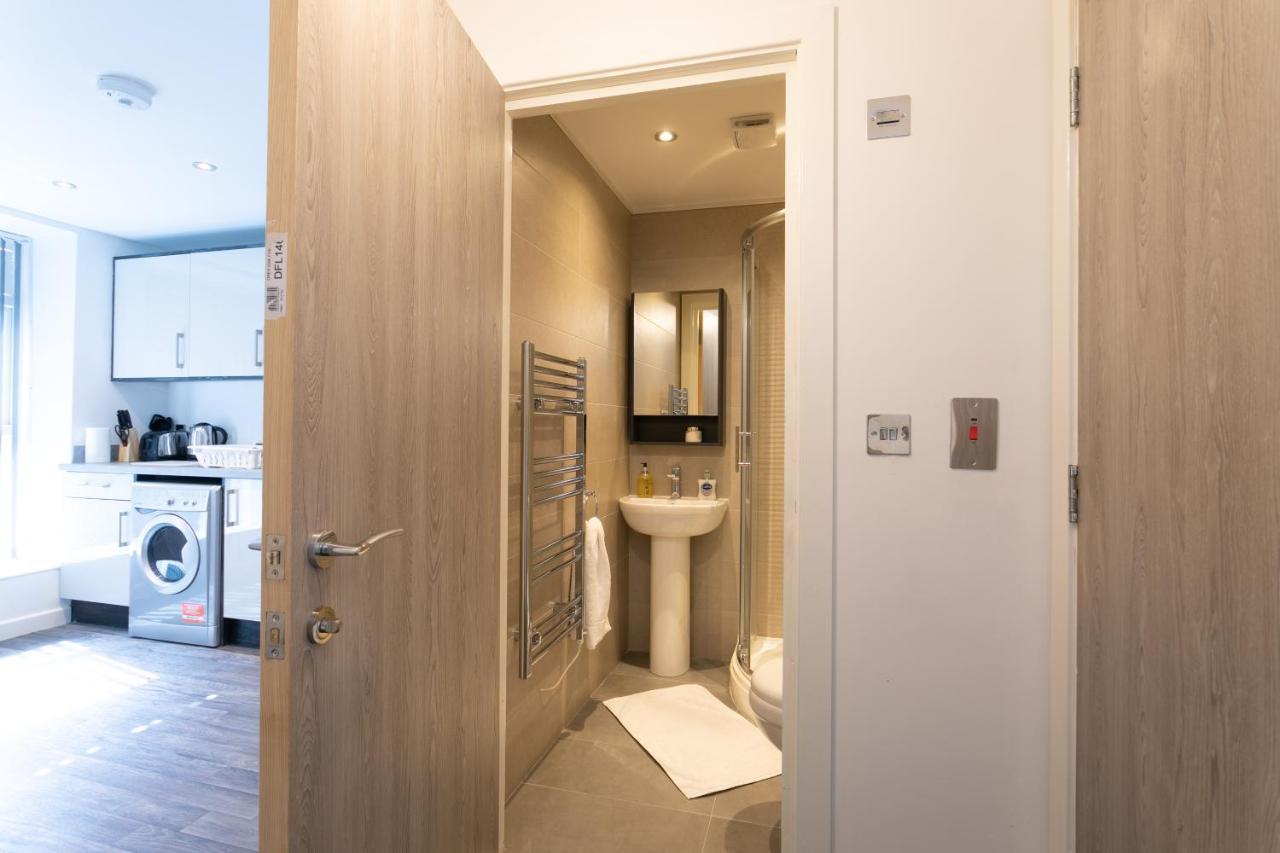 Hoemli Smart City Centre Apartment Leicester Ngoại thất bức ảnh